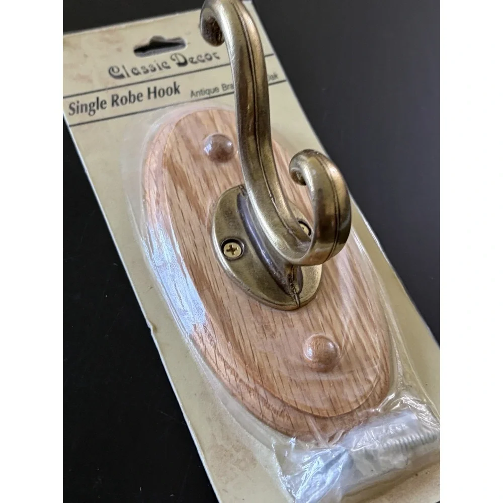 Vintage Classic Decor Single Robe Hook Brass Oak Screw On NEW